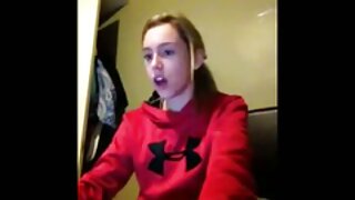 Видео за џвакање, Cutie Teases Her Man (Лили Сафир) - 2022-02-22 14:50:26