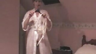 Слатката девојка од соседството доби видео за лице (Тејлор Бел) - 2022-02-26 14:40:01
